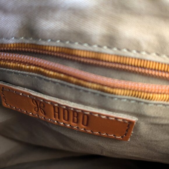 HOBO 🎄🎁 Kirby Crossbody Gold Leaf One Size Womens Bag Purse - Picture 7 of 13